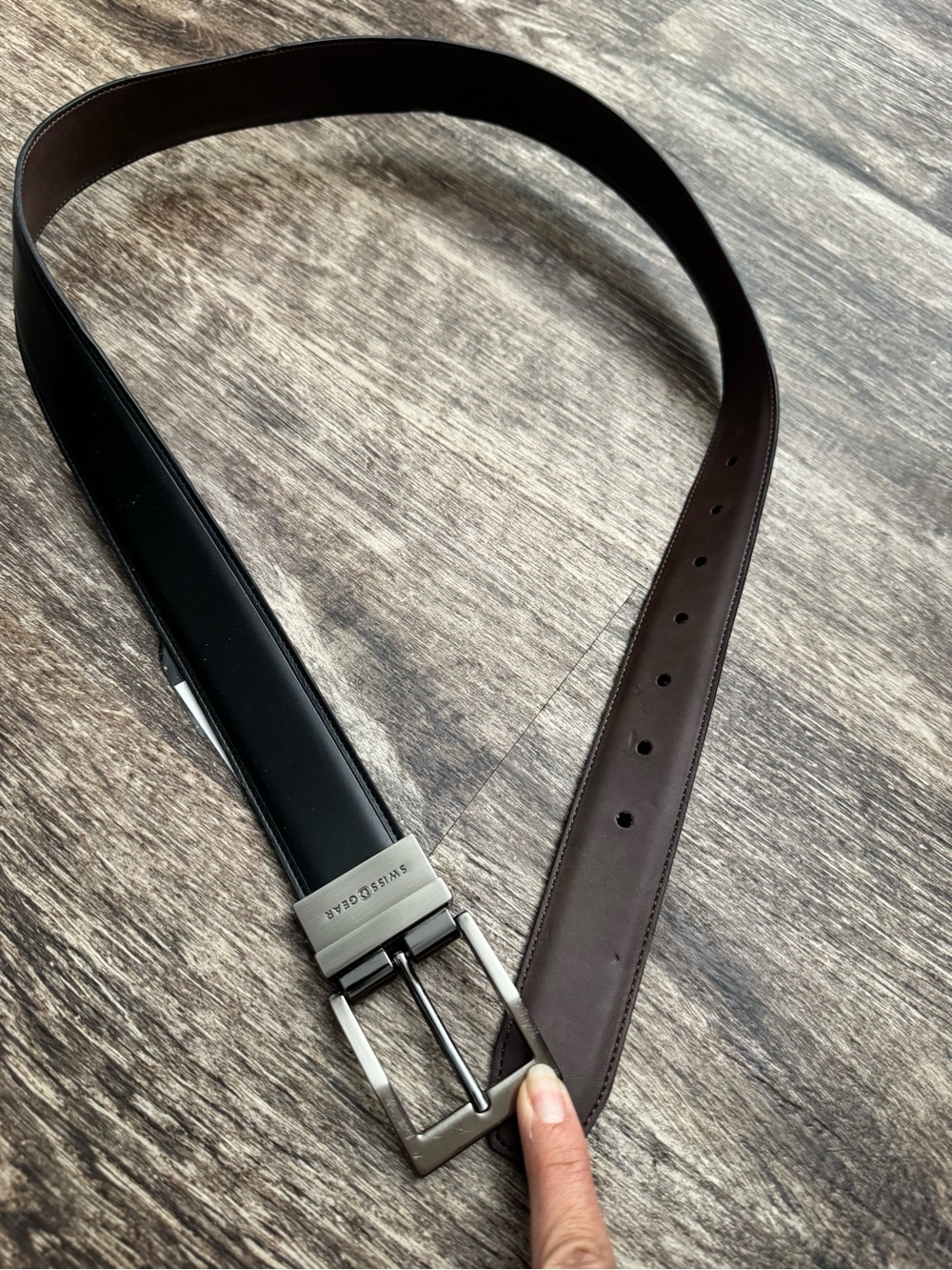SwissGear Men's Reversible Belt in Black and Brown